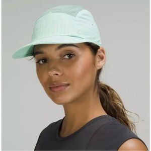 Lululemon L/XL drawstring hiking/running cap. New without tags.